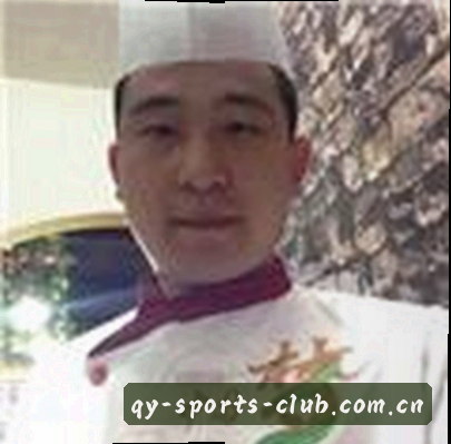 李薇